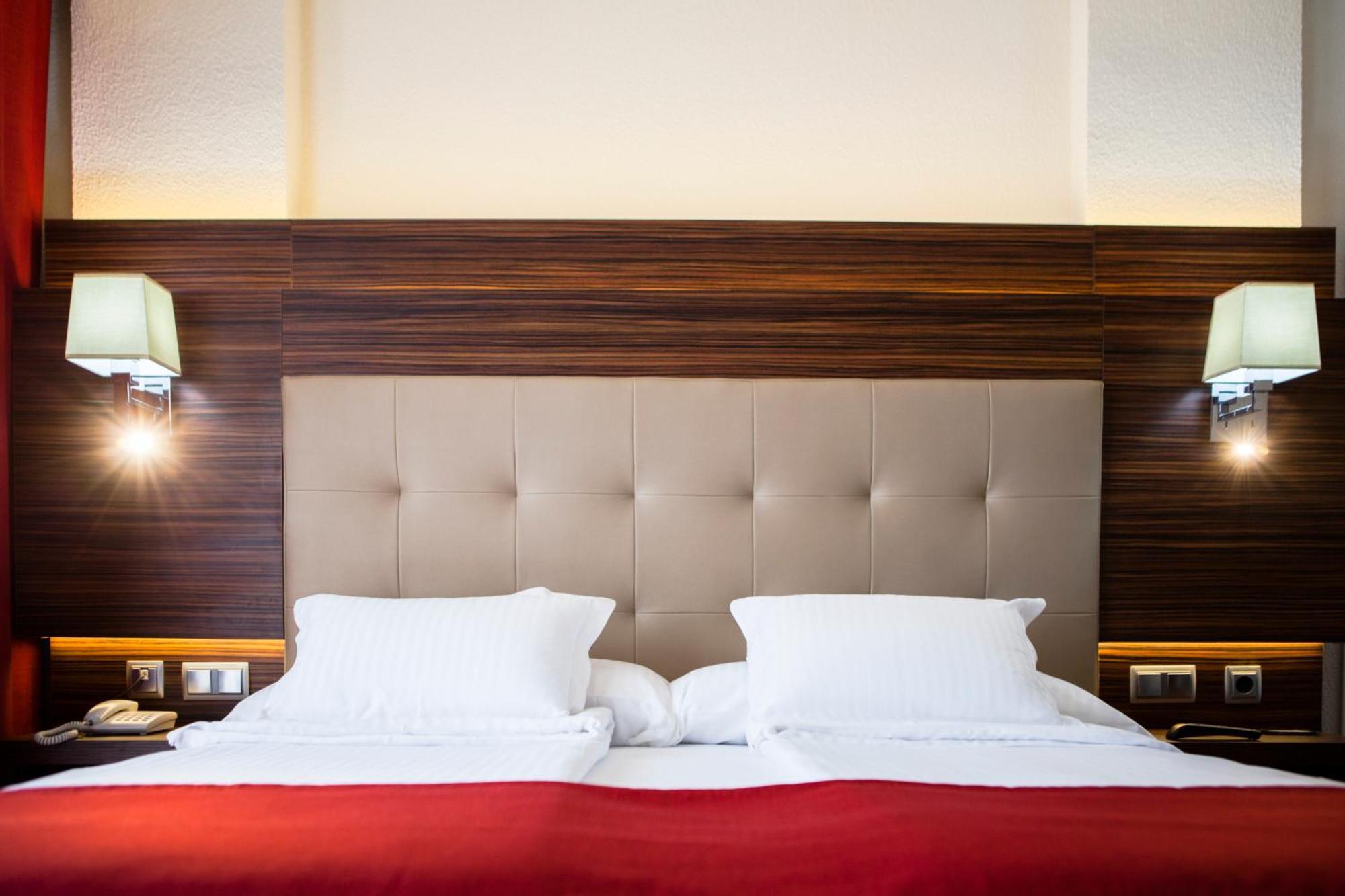 Europe Playa Marina - Adults Only Hotel Illetas Luaran gambar