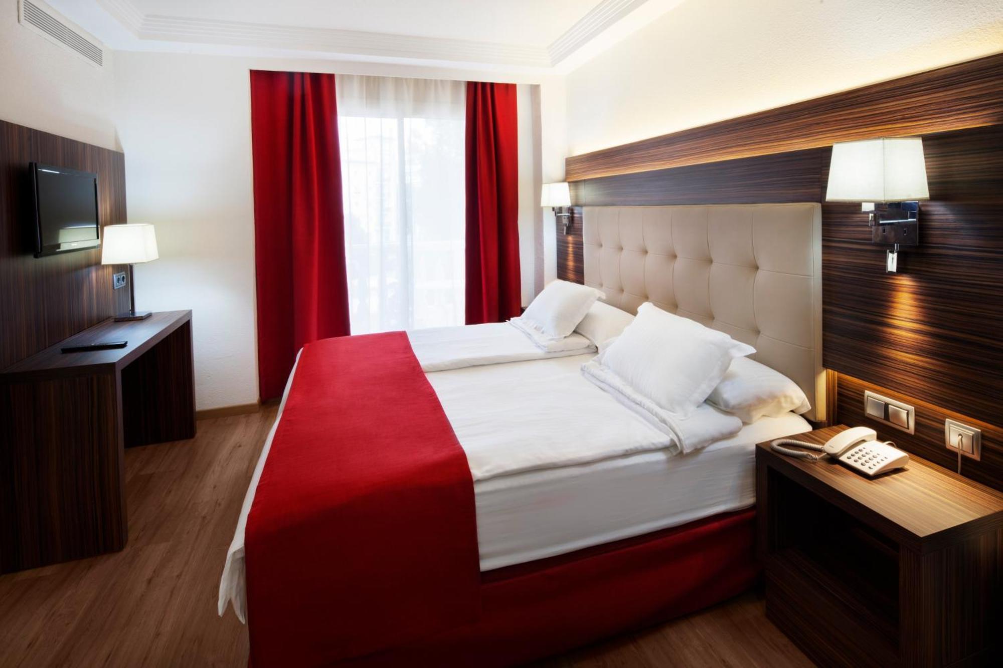 Europe Playa Marina - Adults Only Hotel Illetas Luaran gambar